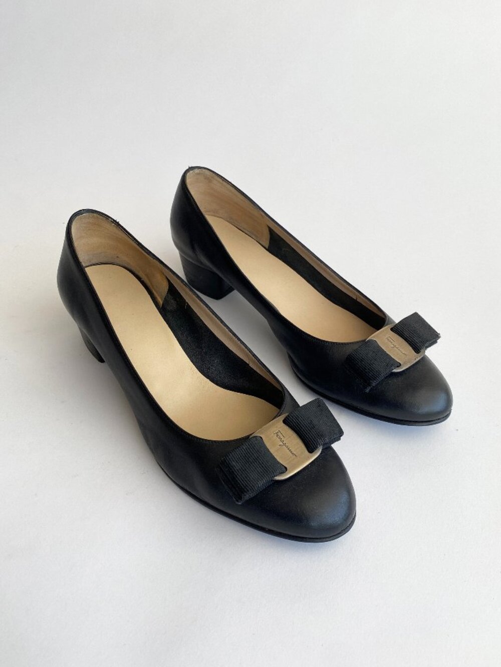 Salvatore Ferragamo Vara Black Leather Pumps - Size 6